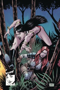 VAMPIRELLA RED SONJA #10 MOONEY LTD VIRGIN HOMAGE CVR