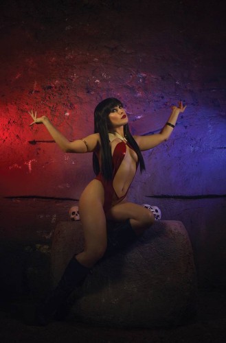 VAMPIVERSE #1 CVR U 7 COPY INCV COSPLAY VIRGIN