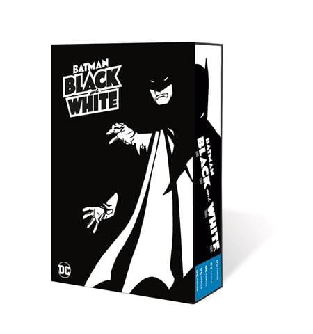 BATMAN BLACK AND WHITE BOX SET (9781779516428)