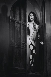 TAROT WITCH OF THE BLACK ROSE #142 PHOTO