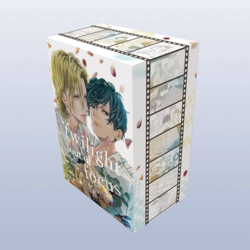 TWILIGHT OUT OF FOCUS BOX SET (9781647294618)