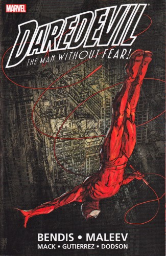 DAREDEVIL BY BENDIS & MALEEV TP ULTIMATE COLLECTION BOOK 01 (9780785143888)