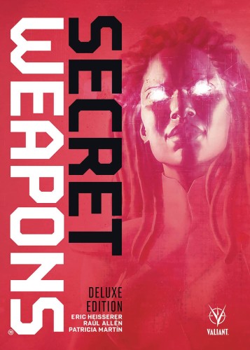 SECRET WEAPONS HC DELUXE ED (9781682152713)